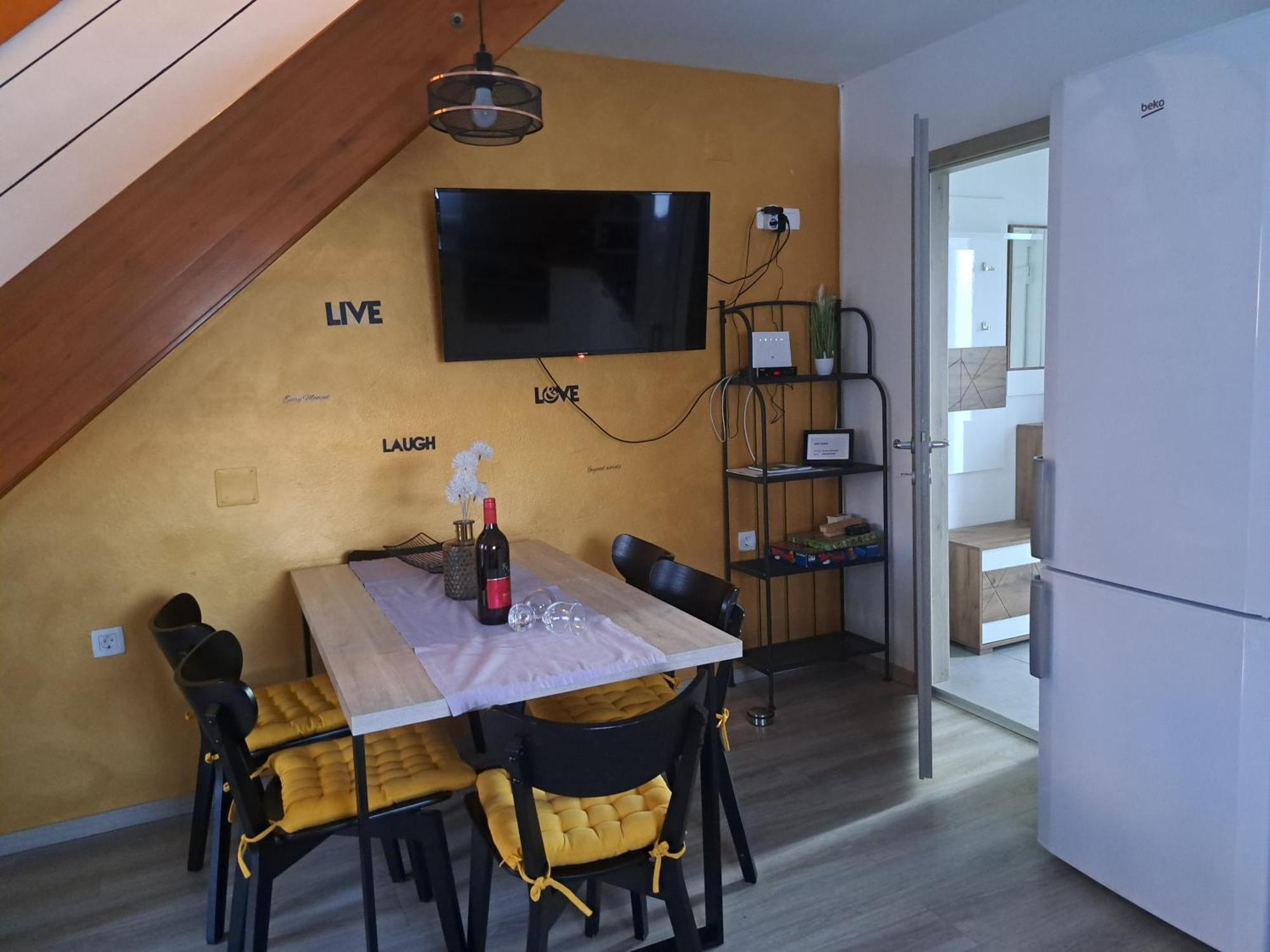 Aparthouse Alfa1 Aparthotel Catez ob Savi Eksteriør bilde
